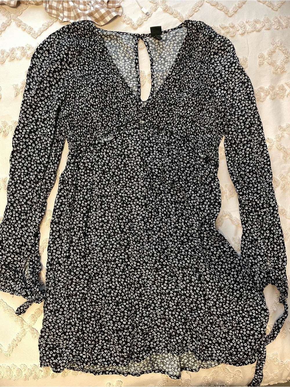 wild fable Black and White Floral Long-Sleeve Dress